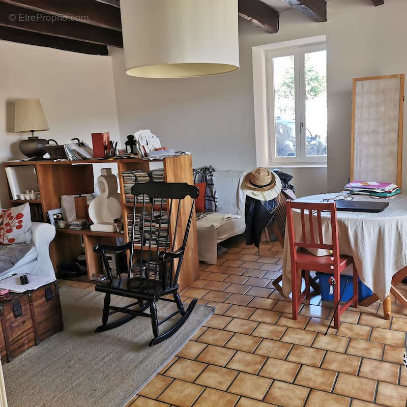 Maison à MONTCHANIN