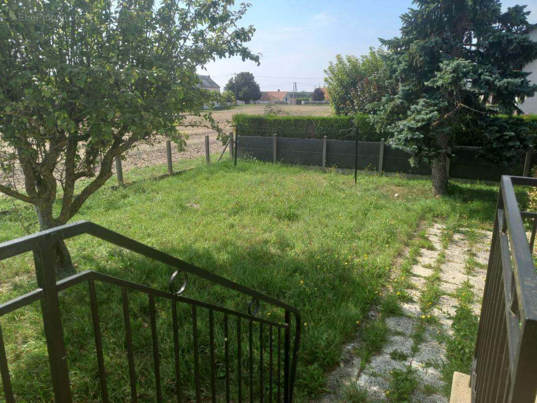 Maison à CORBEILLES