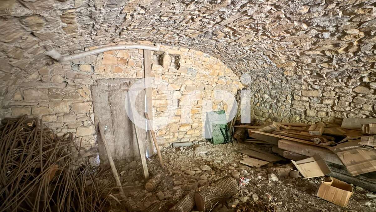 Maison à GROSPIERRES