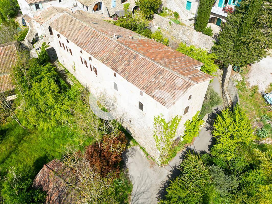 Maison à GROSPIERRES