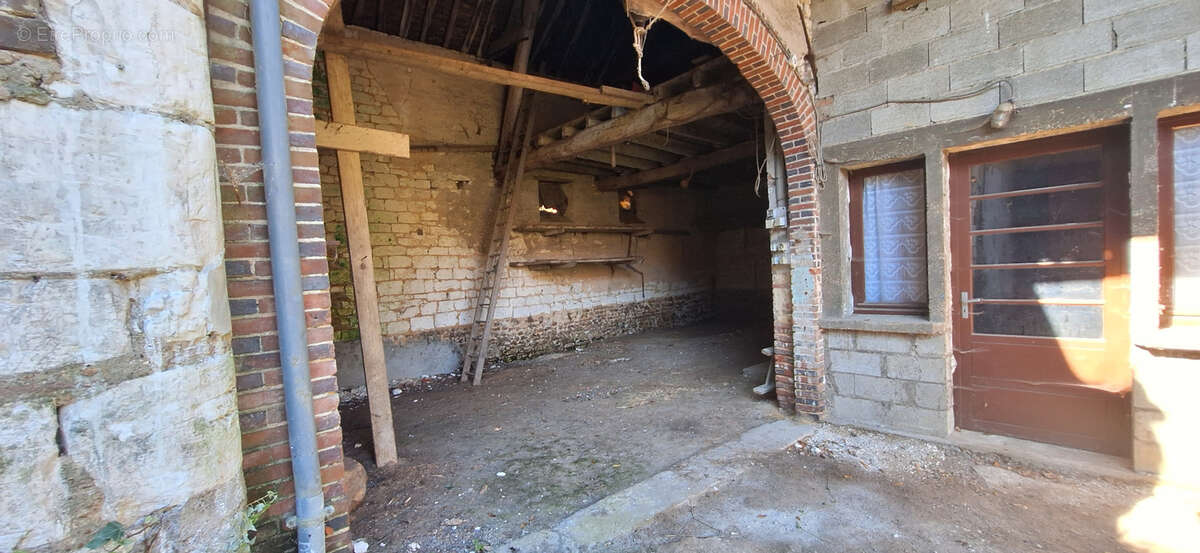 Maison à BUSSY-EN-OTHE