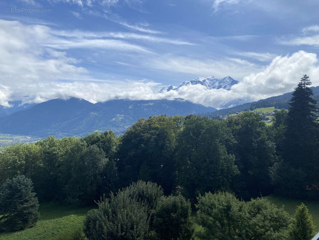 Appartement à COMBLOUX