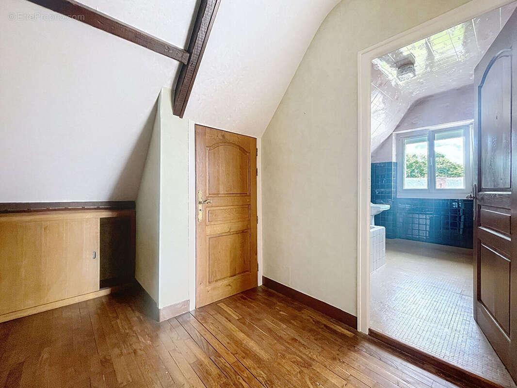 Maison à SAINT-MALO-DES-TROIS-FONTAINES