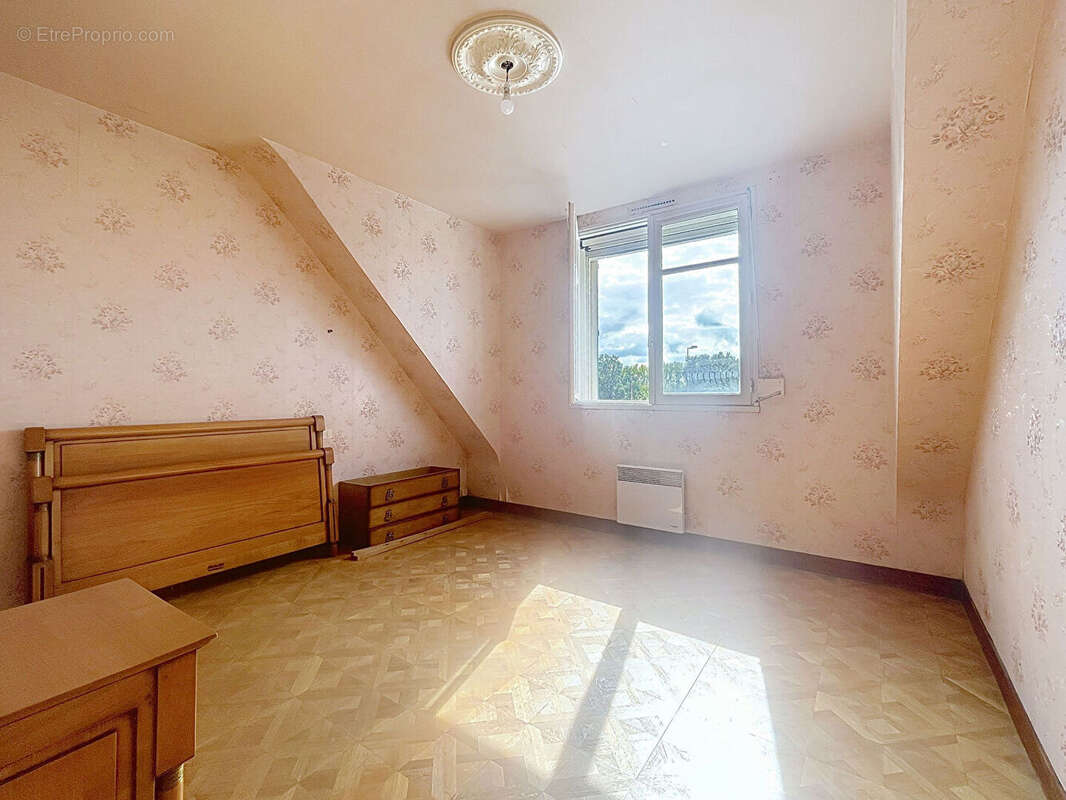 Maison à SAINT-MALO-DES-TROIS-FONTAINES