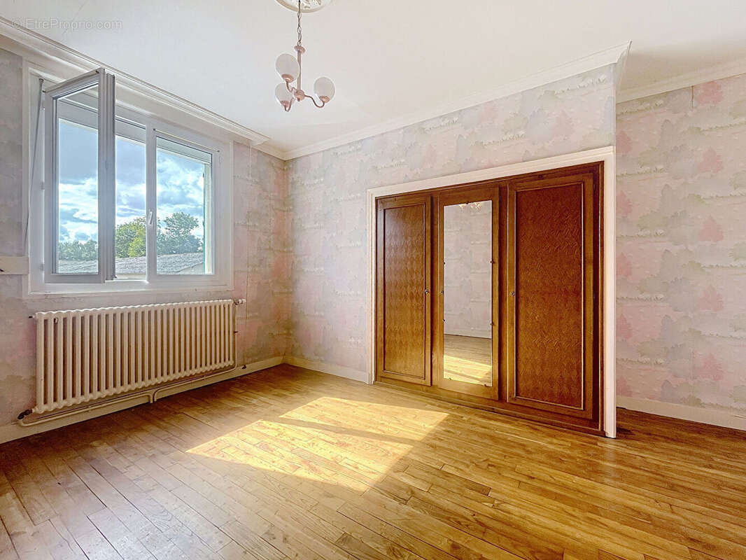 Maison à SAINT-MALO-DES-TROIS-FONTAINES