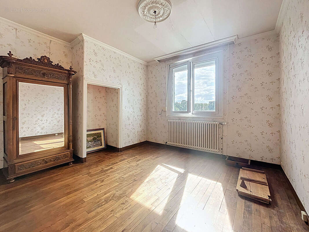 Maison à SAINT-MALO-DES-TROIS-FONTAINES