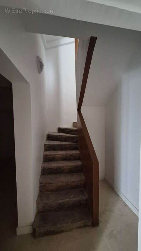 Appartement à SAINT-JEAN-D&#039;ANGELY