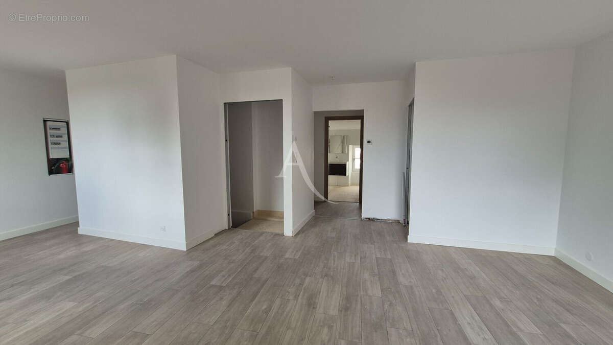 Appartement à SAINT-JEAN-D&#039;ANGELY