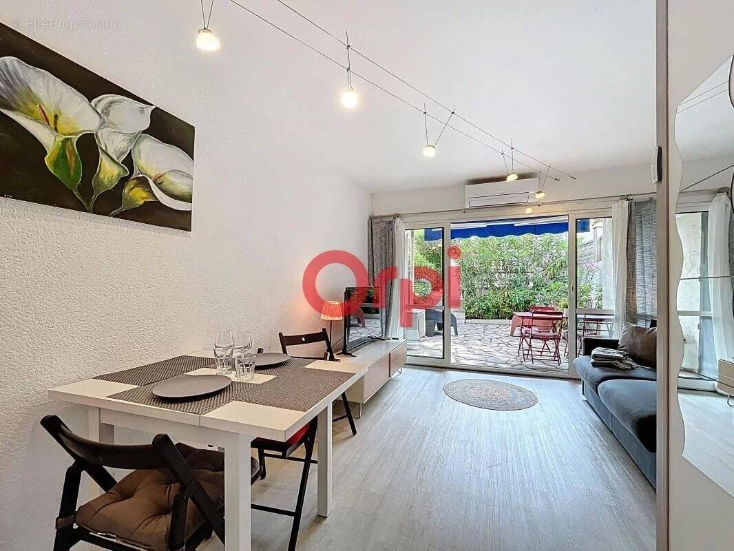 Appartement à LES ISSAMBRES