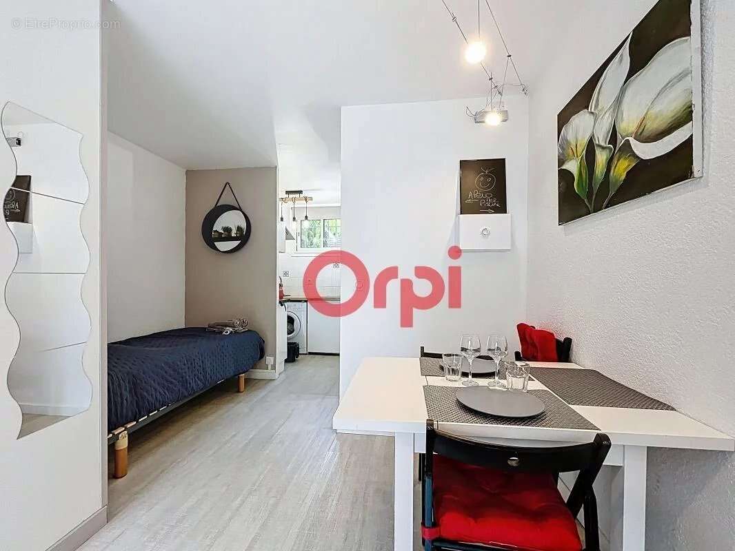 Appartement à LES ISSAMBRES