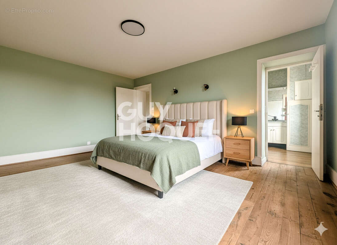 Maison à PONT-DU-CHATEAU