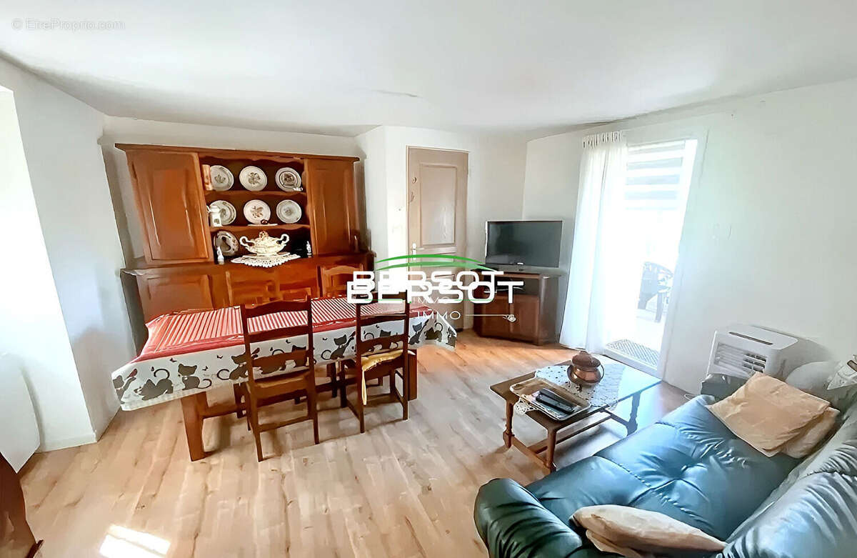 Maison à PORT-SUR-SAONE