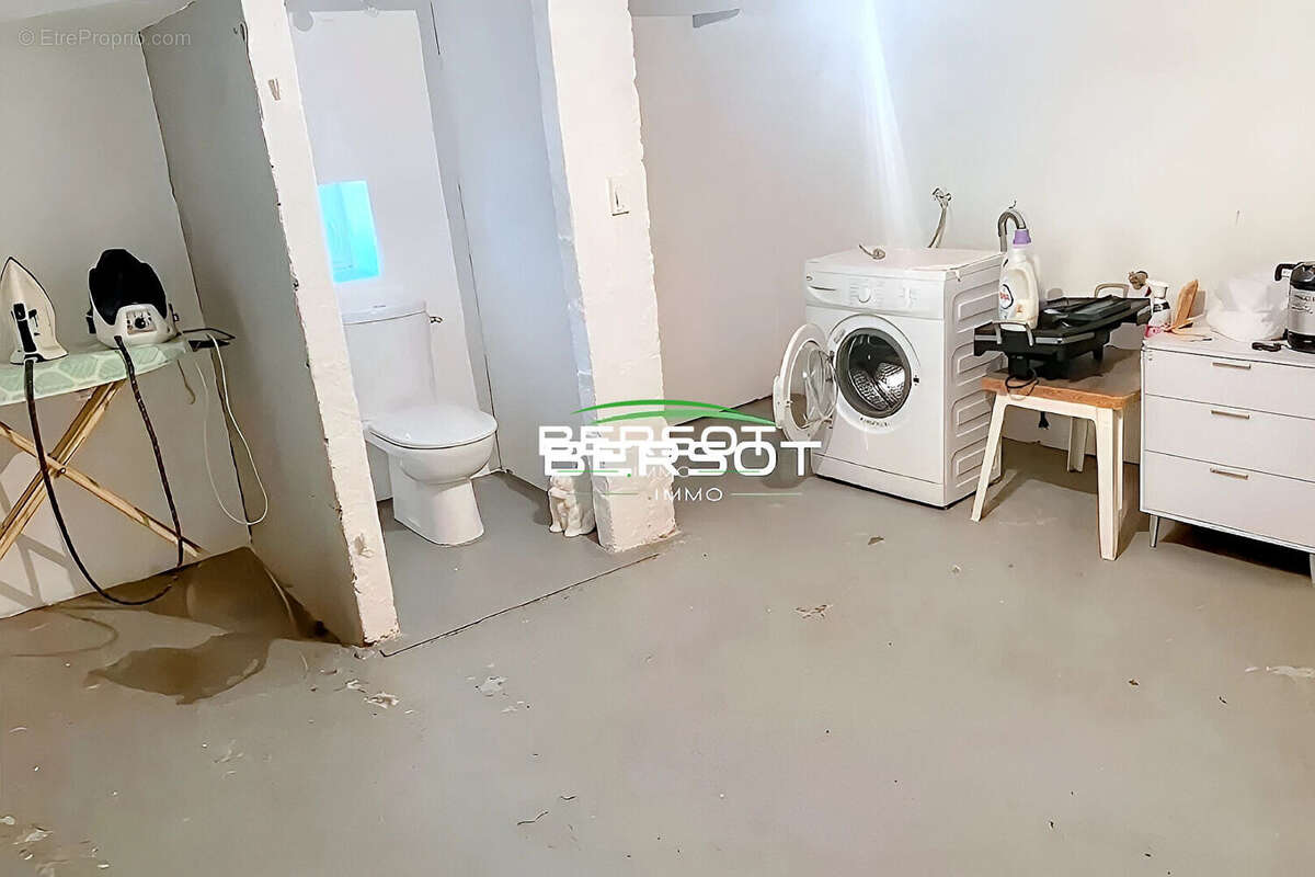 Maison à PORT-SUR-SAONE