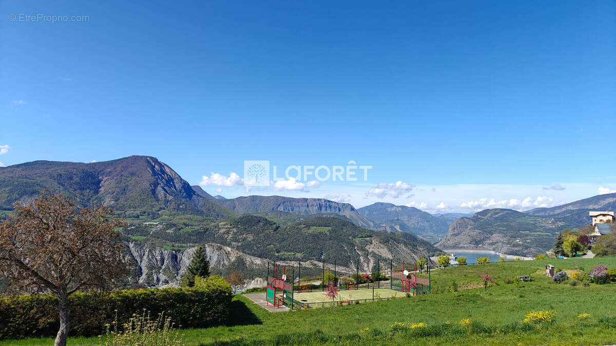 Maison à LE SAUZE-DU-LAC