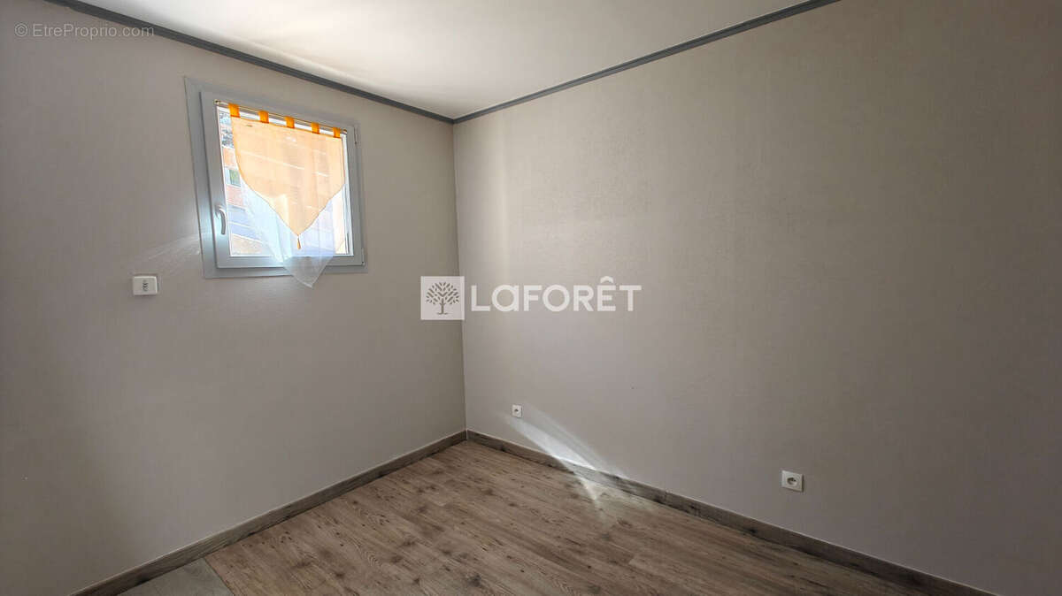 Maison à LE SAUZE-DU-LAC