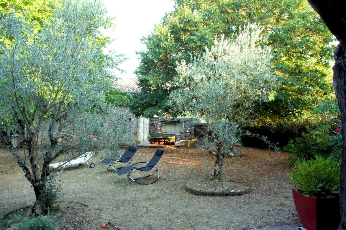 Maison à LOUBES-BERNAC