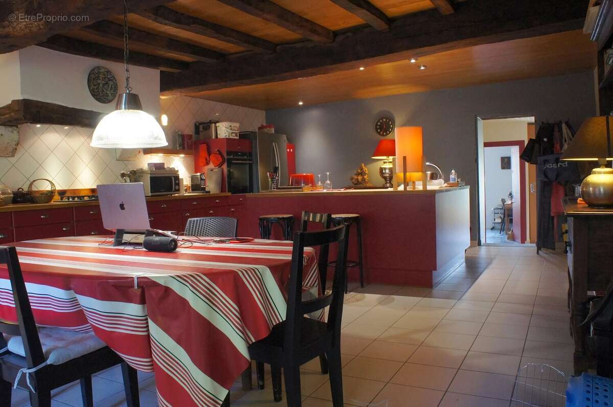 Maison à LOUBES-BERNAC