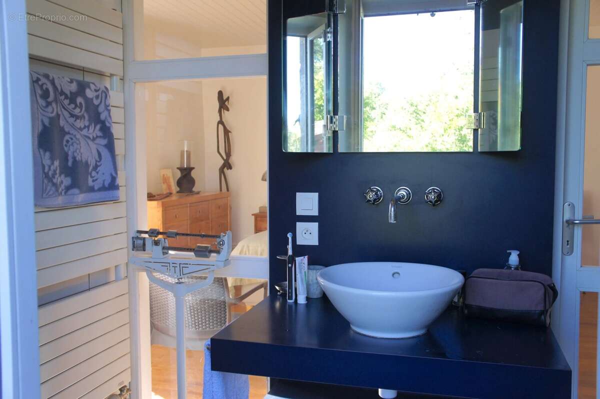 Maison à LOUBES-BERNAC