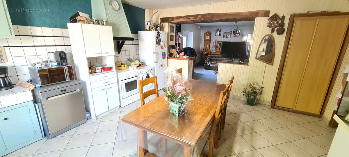 Maison à DOMBASLE-EN-ARGONNE