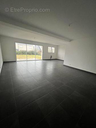 Maison à SERVON-SUR-VILAINE