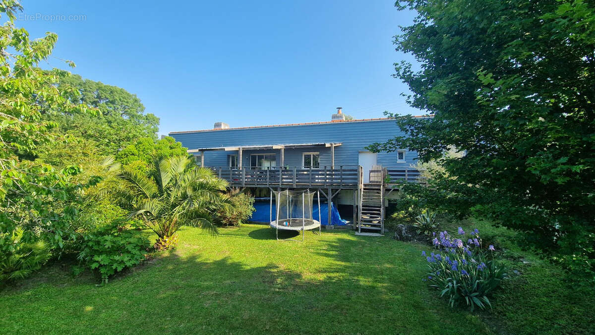 Maison à BOIS-DE-CENE