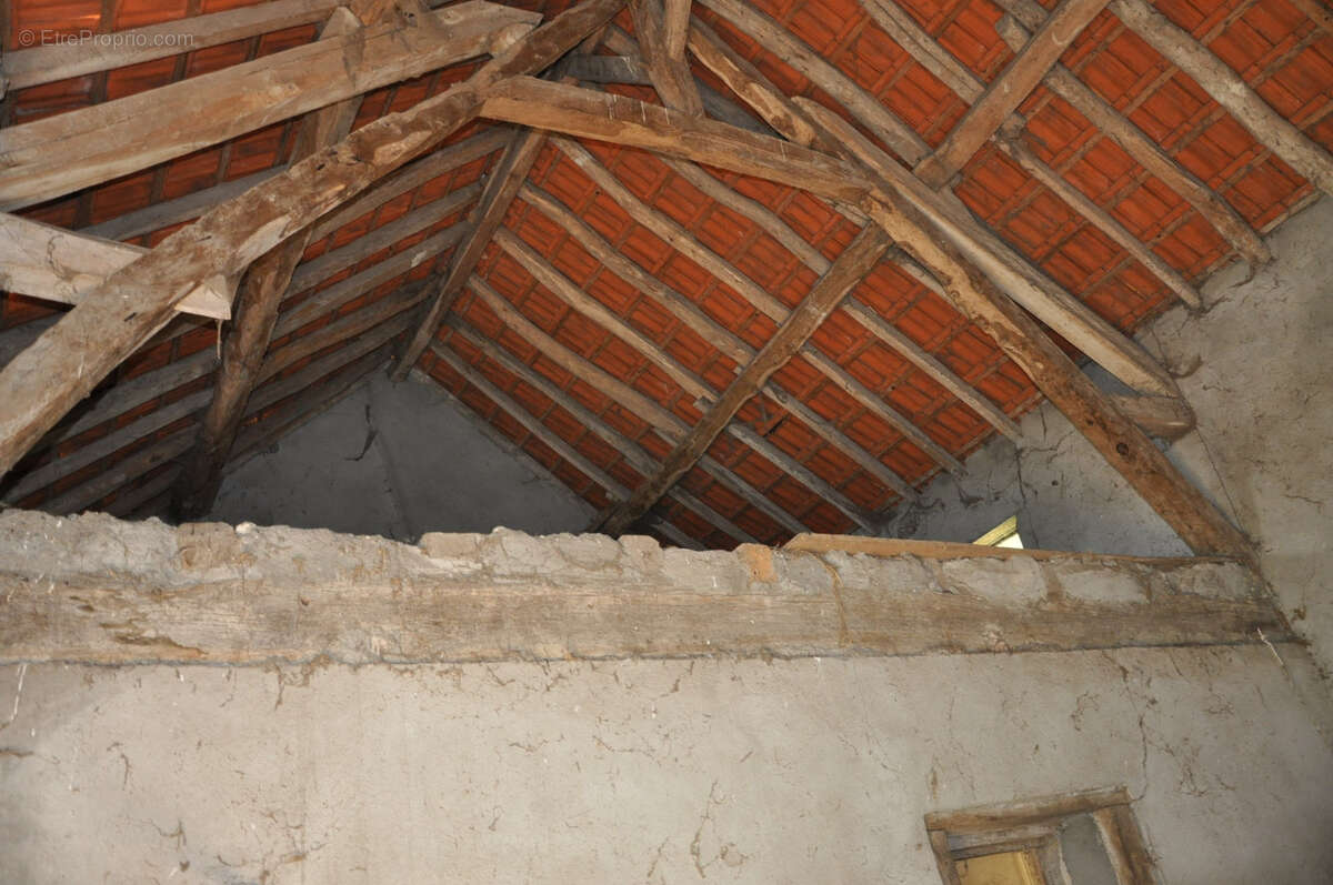 Maison à CHAVROCHES