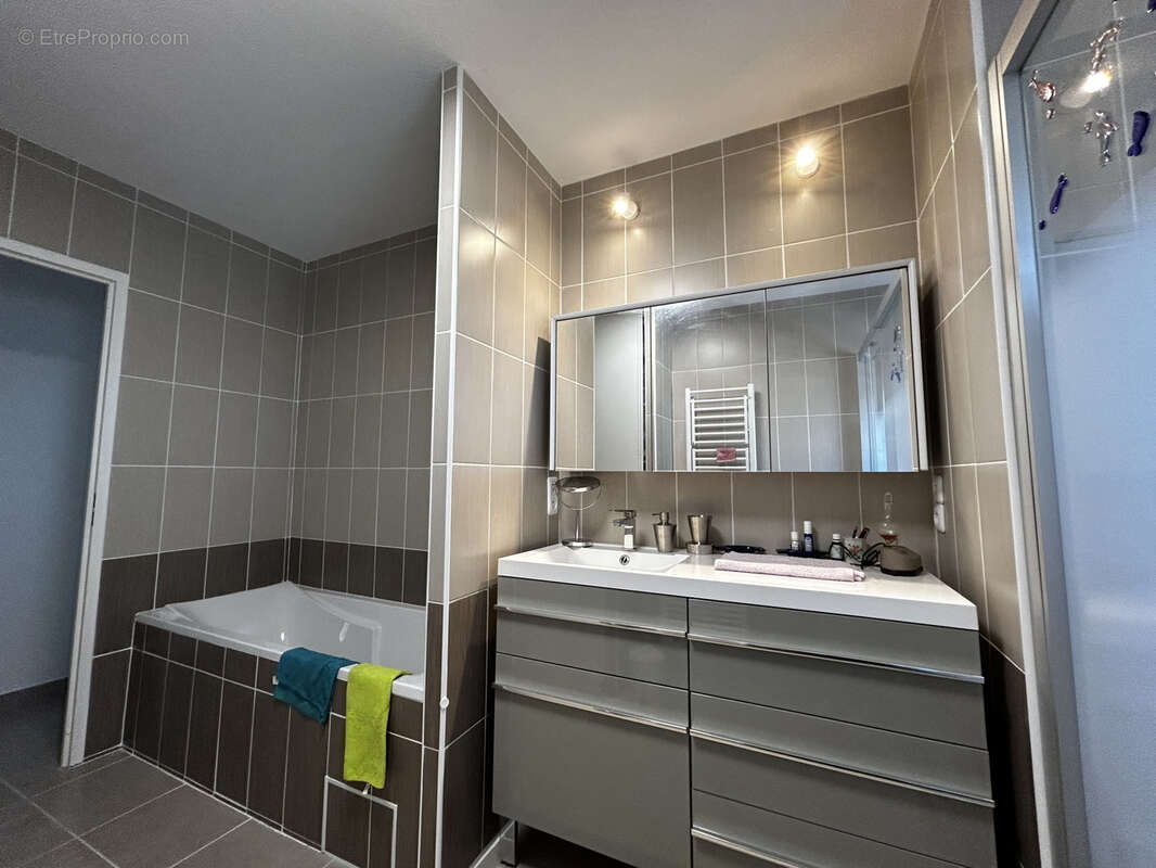 Appartement à THUIR