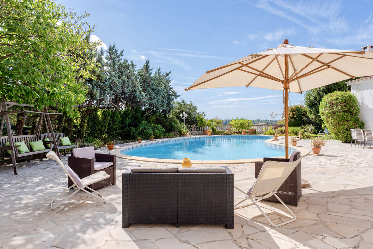 Maison à LA VALETTE-DU-VAR