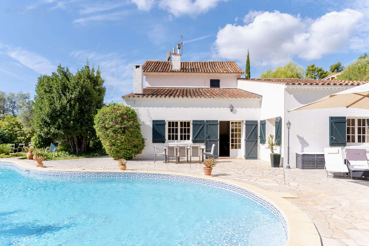 Maison à LA VALETTE-DU-VAR