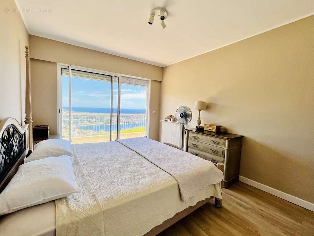 Appartement à VILLEFRANCHE-SUR-MER