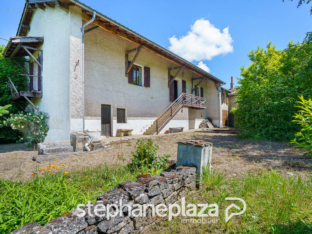 Maison à CORMORANCHE-SUR-SAONE