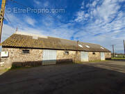 Maison à LA ROCHE-BLANCHE