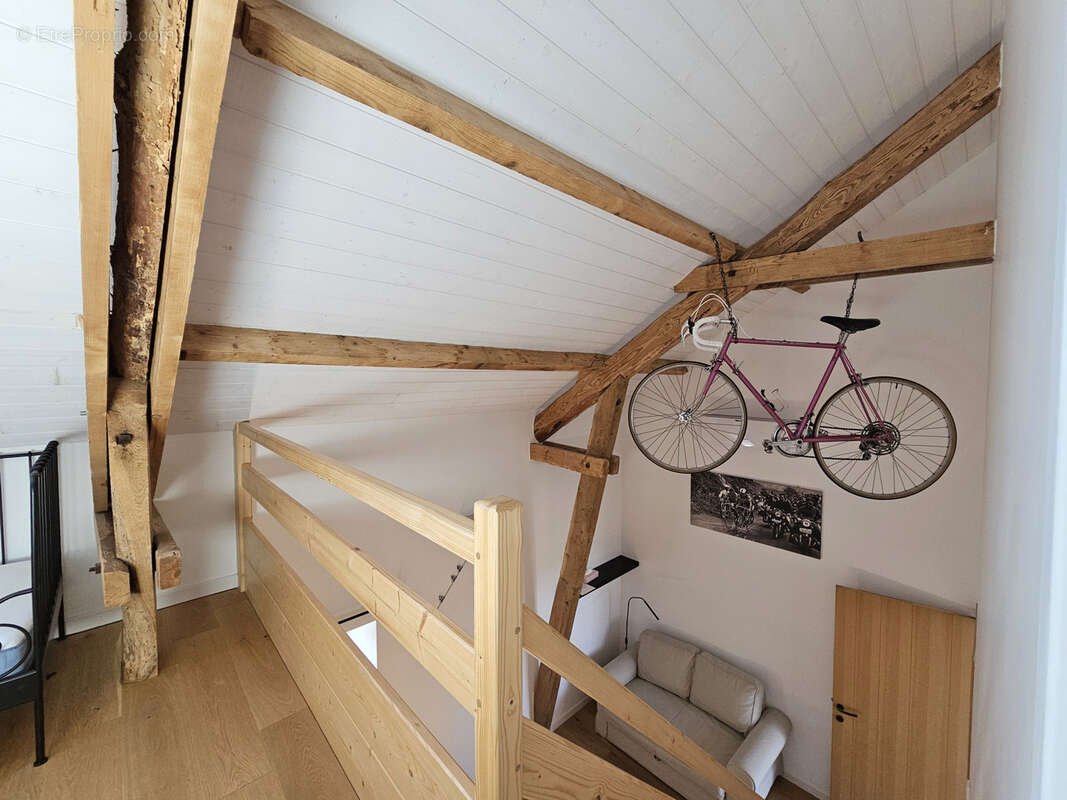 Maison à SAINT-PRIEST-DES-CHAMPS