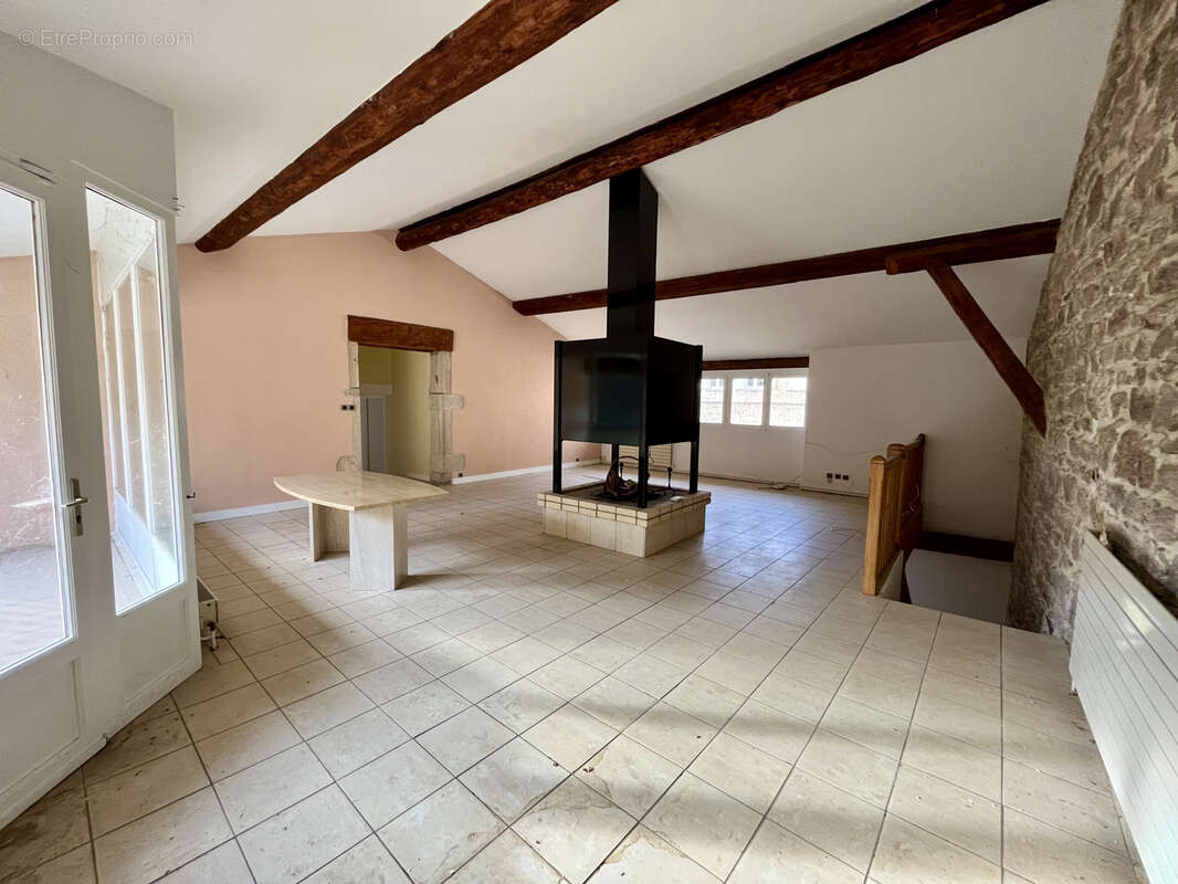 Appartement à CHASSELAY