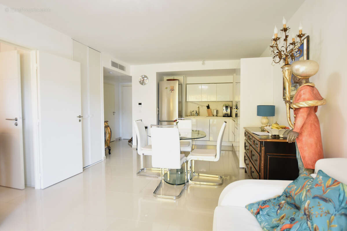 Appartement à SAINT-RAPHAEL