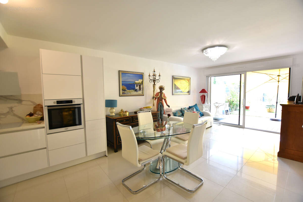 Appartement à SAINT-RAPHAEL