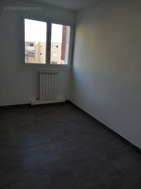 Appartement à LUNEL
