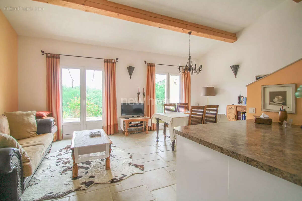 Maison à SAINT-PAUL-EN-FORET