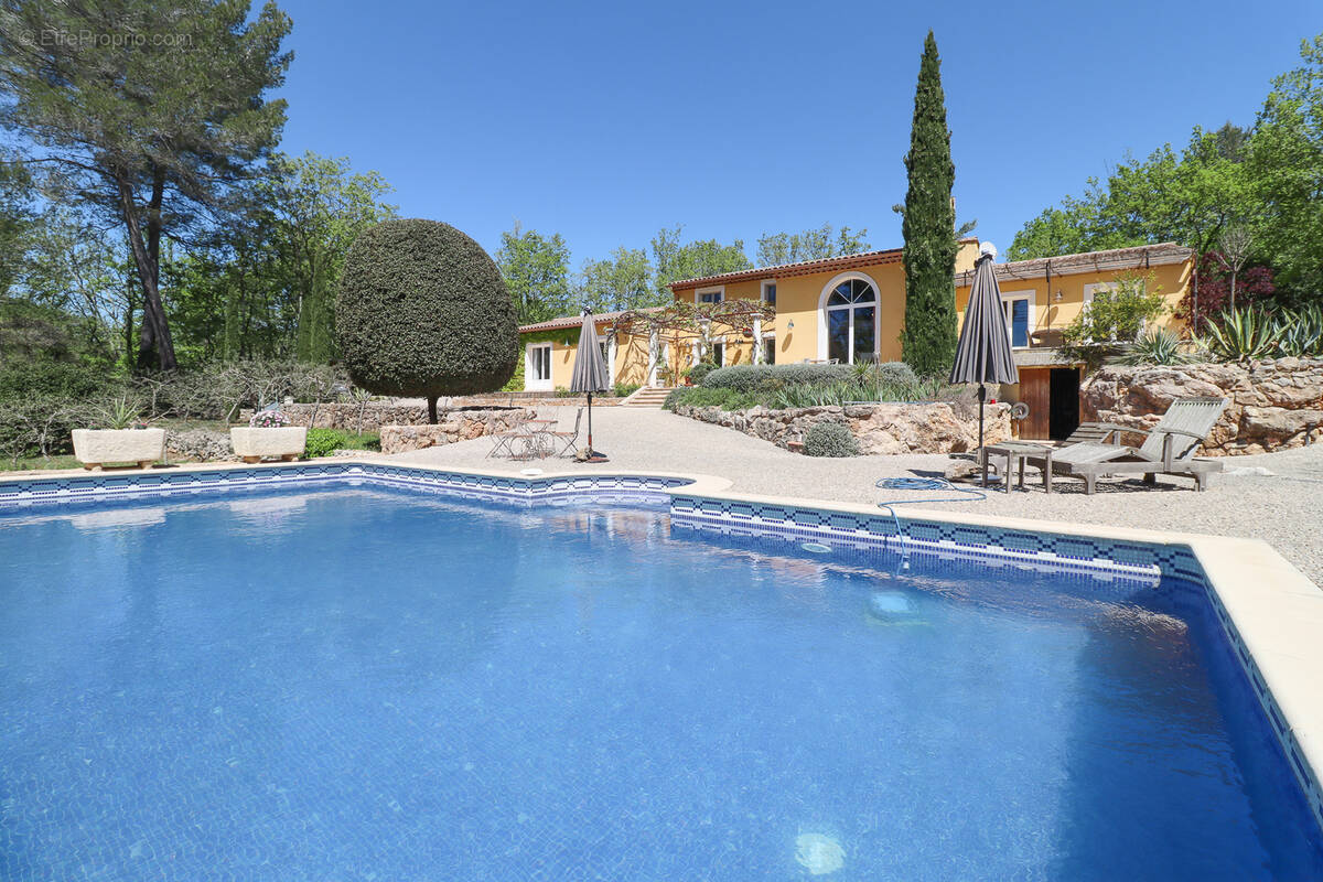 Maison à SAINT-PAUL-EN-FORET