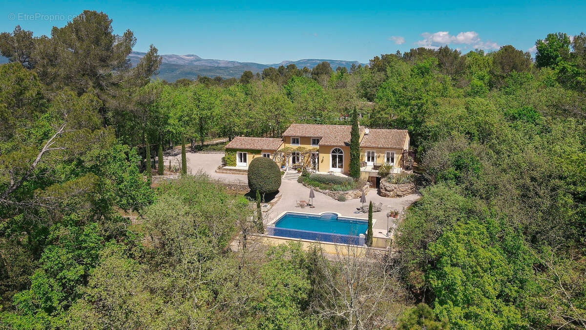 Maison à SAINT-PAUL-EN-FORET