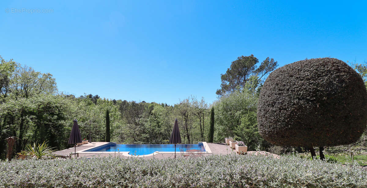 Maison à SAINT-PAUL-EN-FORET