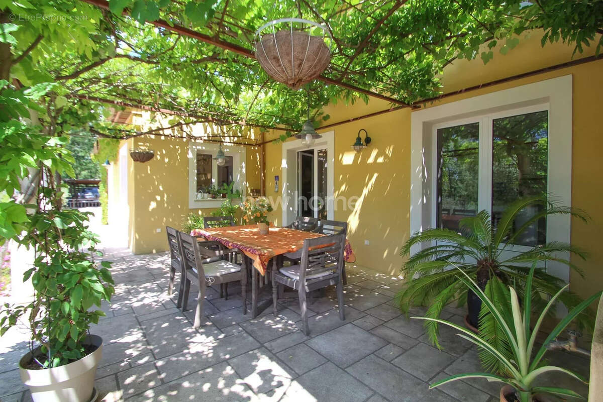 Maison à SAINT-PAUL-EN-FORET