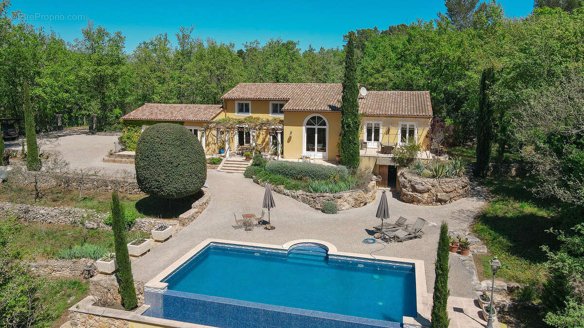 Maison à SAINT-PAUL-EN-FORET