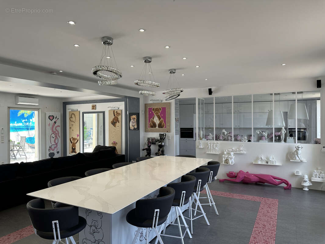 Maison à SAINT-EMILION