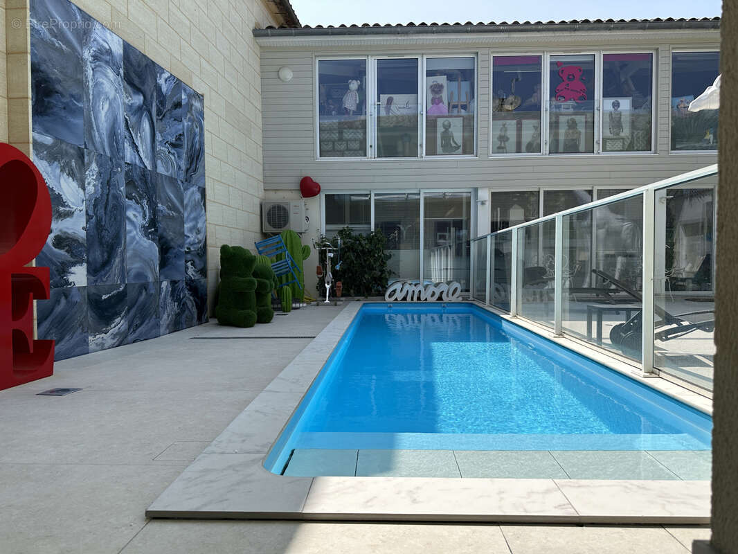 Maison à SAINT-EMILION