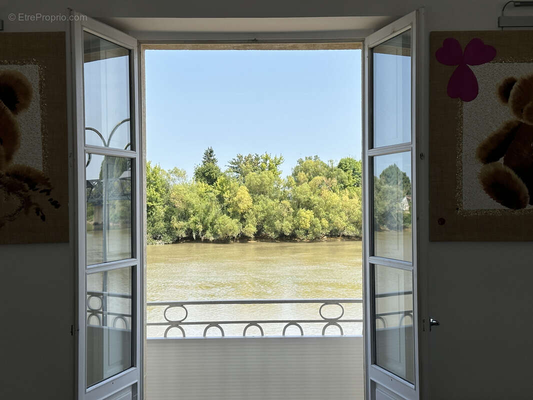 Maison à SAINT-EMILION