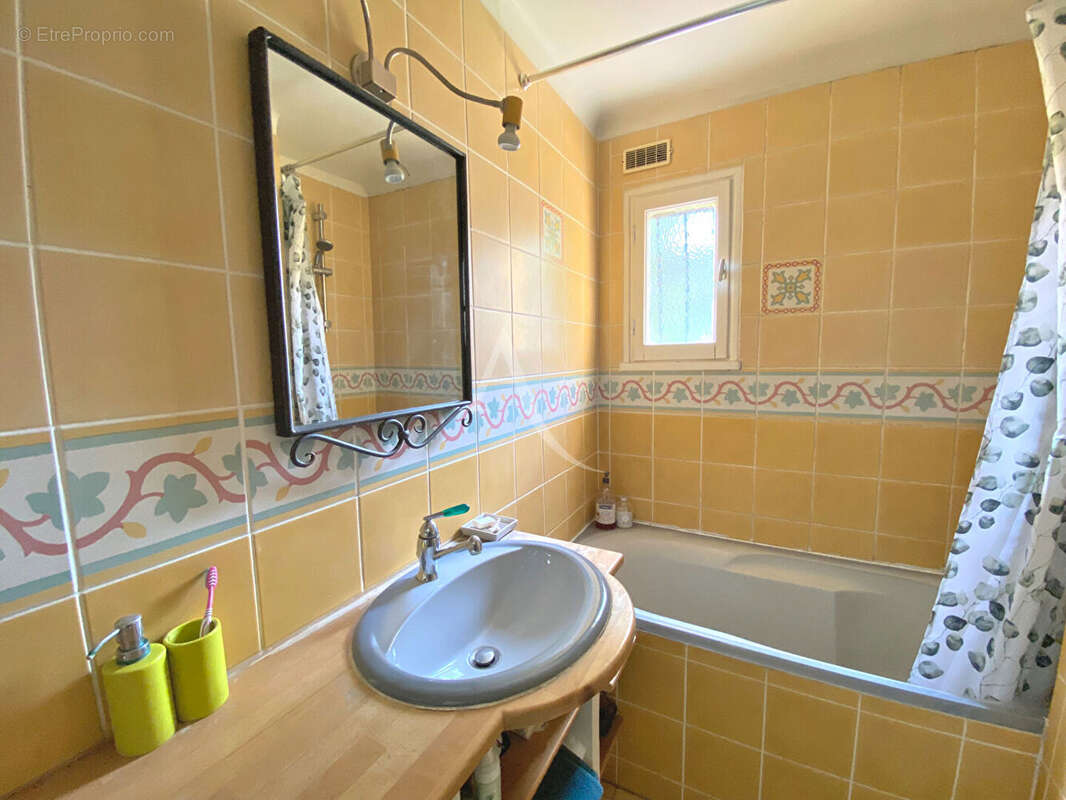 Maison à GOMETZ-LE-CHATEL