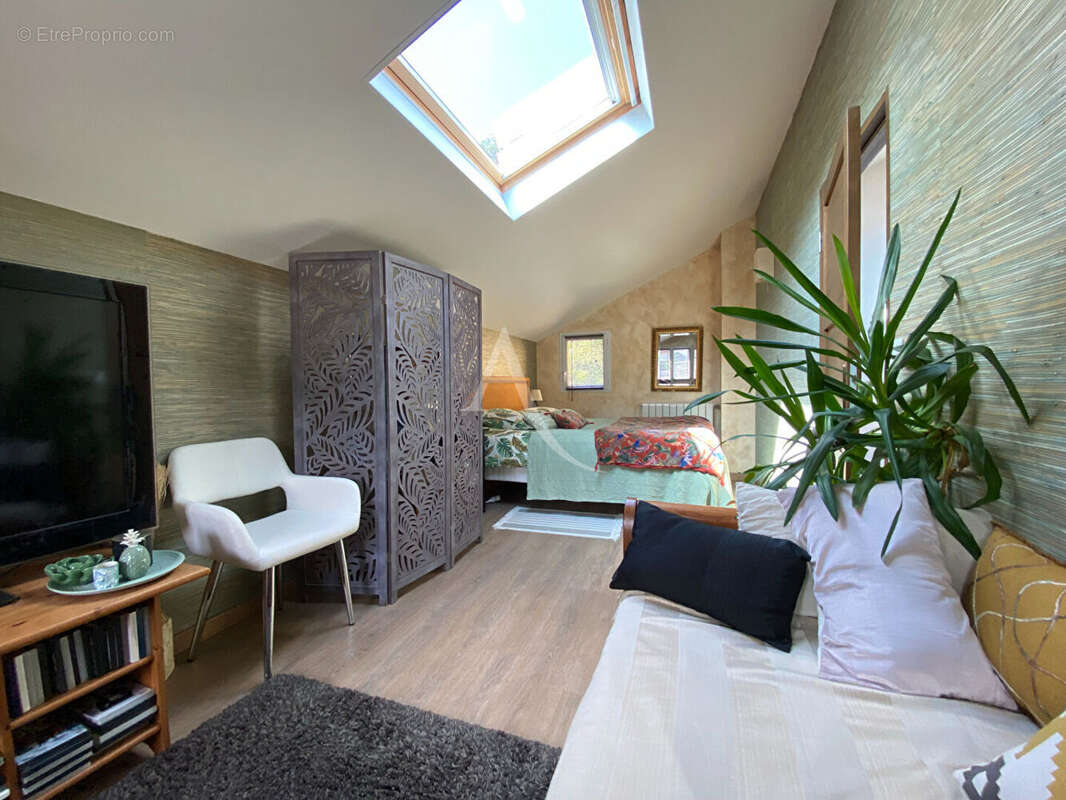 Maison à GOMETZ-LE-CHATEL