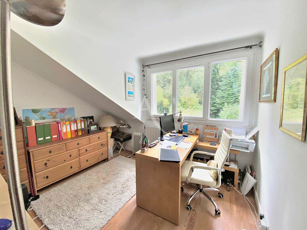 Maison à GOMETZ-LE-CHATEL