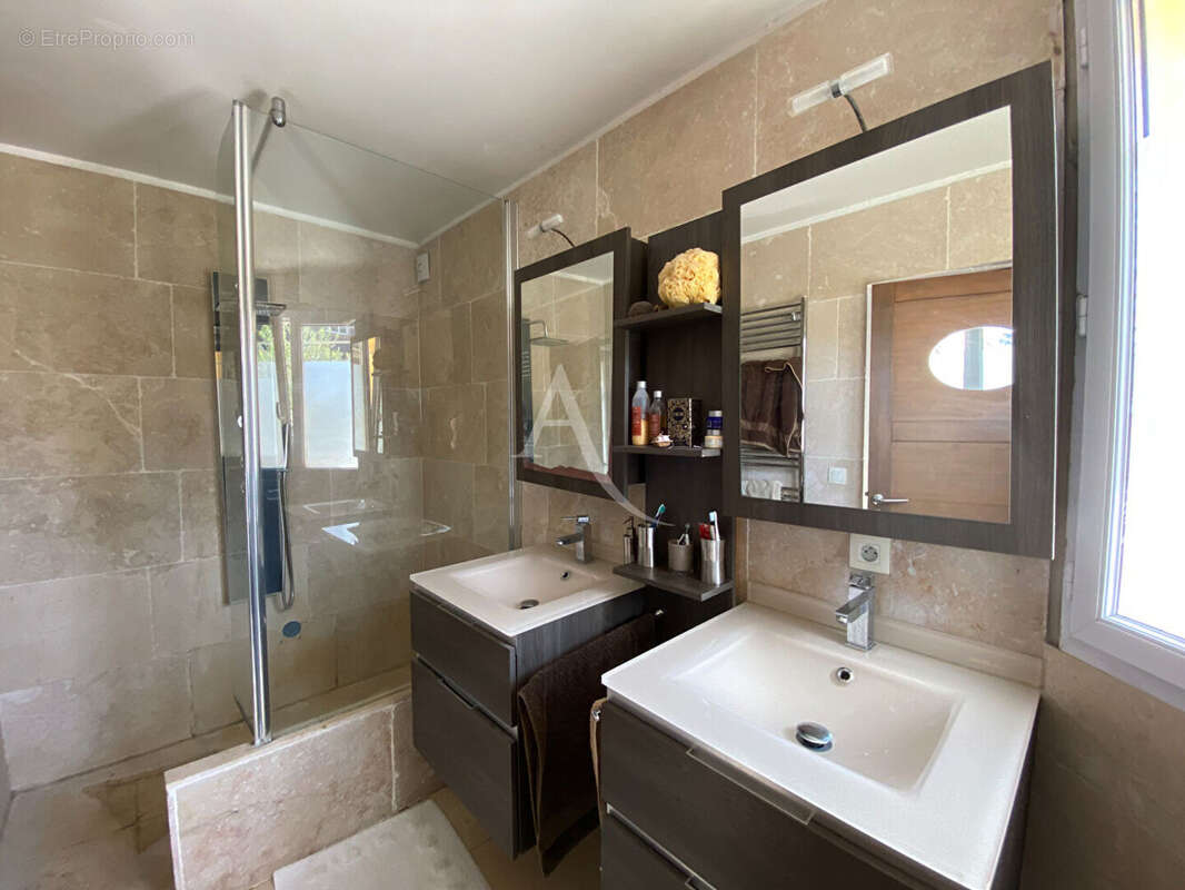 Maison à GOMETZ-LE-CHATEL